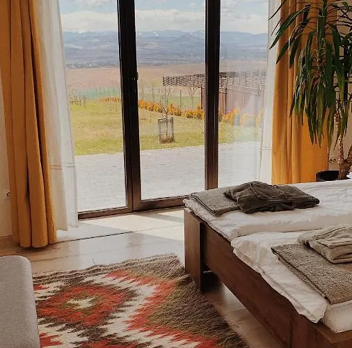Krayka House *