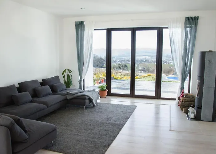 Krayka House Starunya