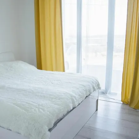 Krayka House 롯지 Starunya